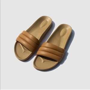 Beatrice Valenzuela Nude Classic Sandalia Size 8